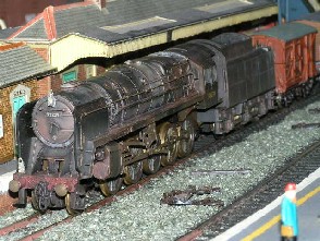 Solihull Model Railway Circle - 92239 in BR Black